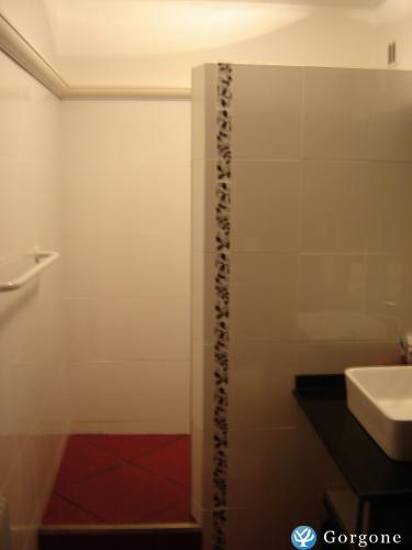Photo n°4 de :location vacances centre ville st Jean de Luz, t1 classe 2**