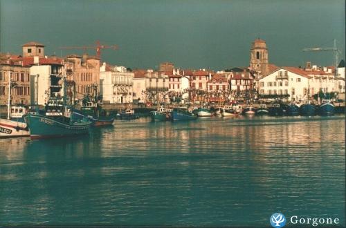 Photo n°9 de :Appartement F1 - Centre ville 100 m - Plage